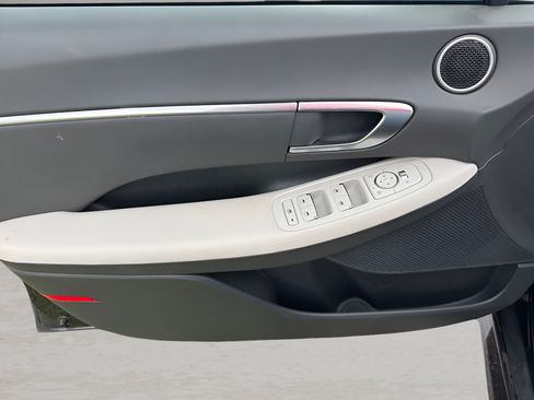 Certified 2023 Hyundai Sonata SEL FWD image 11