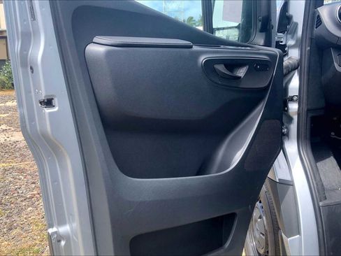New 2025 Mercedes-Benz Sprinter 2500 image 17