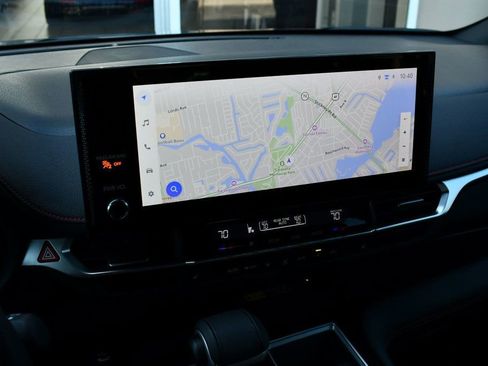 Used 2025 Toyota Sienna XSE image 56