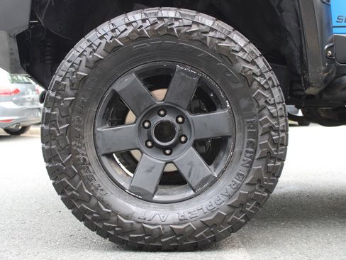 Used 2007 Toyota FJ Cruiser 4WD image 27