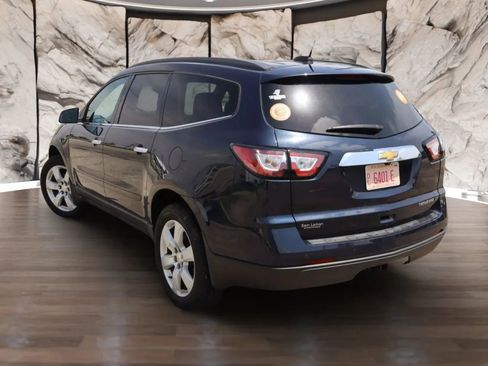 Used 2016 Chevrolet Traverse LT w/ Style and Technology Package image 8