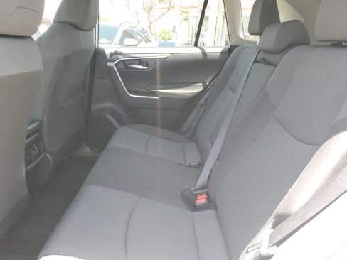 Used 2024 Toyota RAV4 XLE w/ Convenience Package FWD image 12
