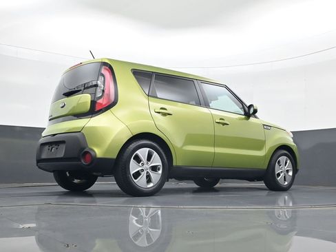 Used 2016 Kia Soul FWD image 25