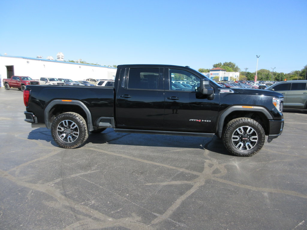 Used 2023 GMC Sierra 2500 AT4 w/ AT4 Premium Plus Package AWD/4WD image 4