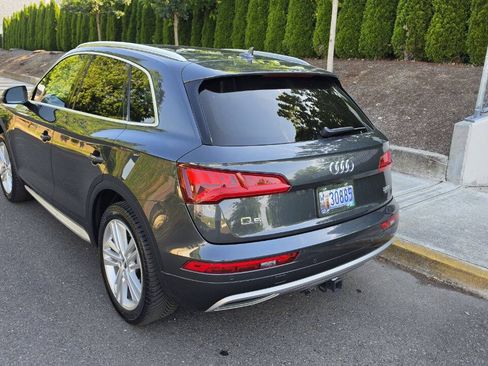Used 2018 Audi Q5 Prestige w/ Prestige Package AWD/4WD image 7