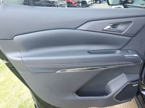 New 2026 Chevrolet Traverse RS w/ LPO, Floor Liner Package image 18