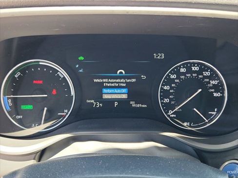 Certified 2023 Toyota Sienna Limited AWD/4WD image 10