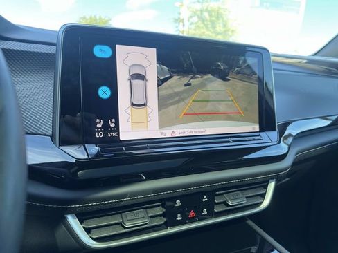 New 2026 Volkswagen Atlas Cross Sport SEL image 16