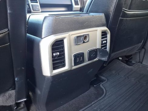 Used 2020 Ford F150 Lariat image 14