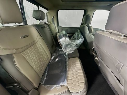 New 2026 Ford F450 Platinum w/ Platinum Plus Package AWD/4WD image 28