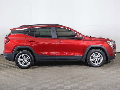 Used 2023 GMC Terrain SLE w/ Driver Convenience Package AWD/4WD image 18