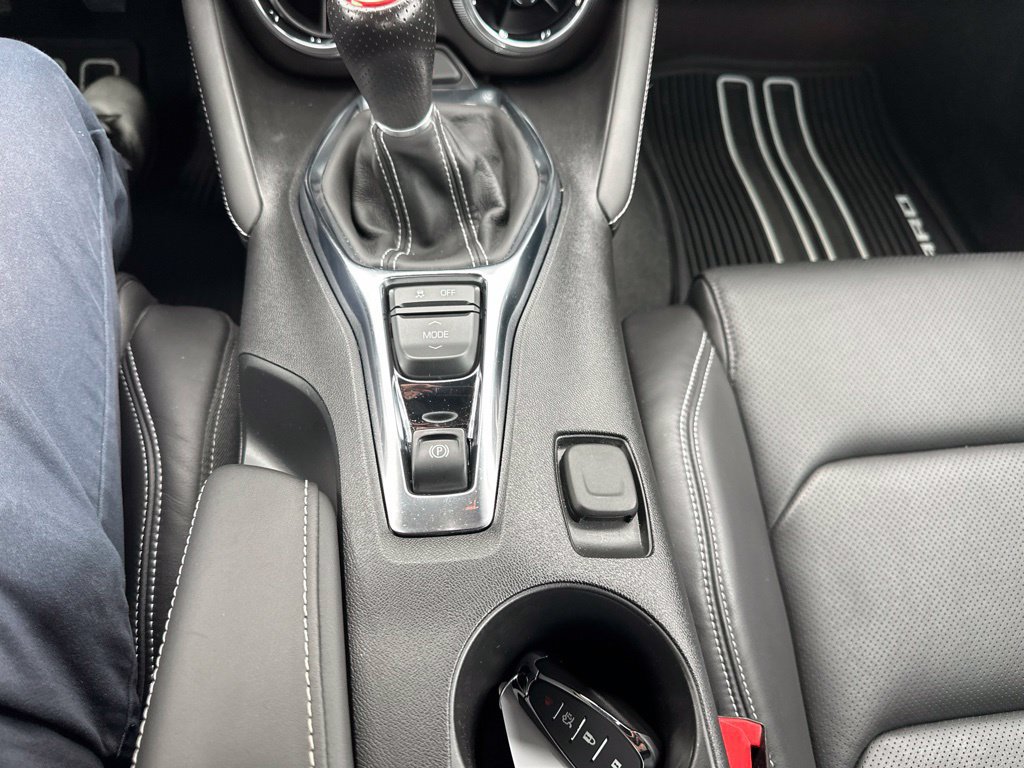 Used 2022 Chevrolet Camaro SS RWD image 40