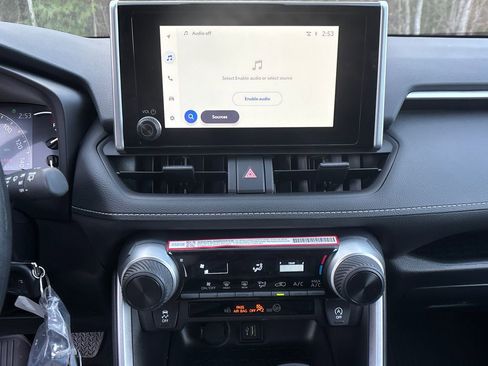 New 2025 Toyota RAV4 LE image 17