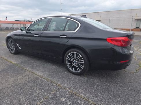 Used 2018 BMW 530i xDrive AWD/4WD image 6