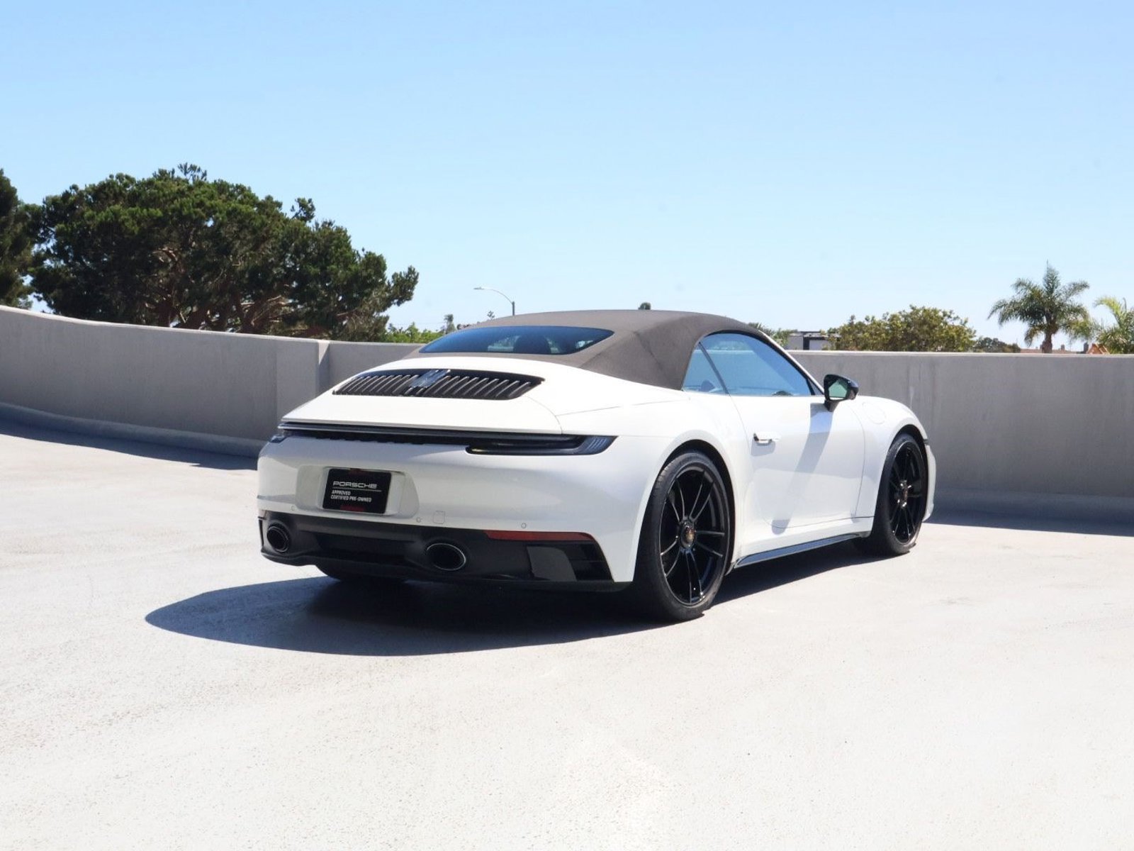 Certified 2024 Porsche 911 Carrera GTS RWD image 10