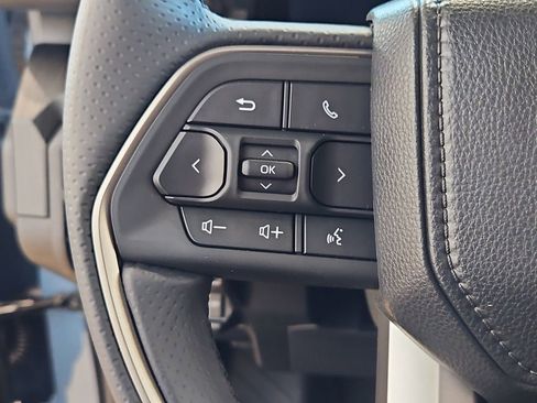 New 2026 Toyota 4Runner Platinum AWD/4WD image 16