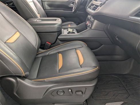 Used 2021 GMC Yukon XL AT4 image 35