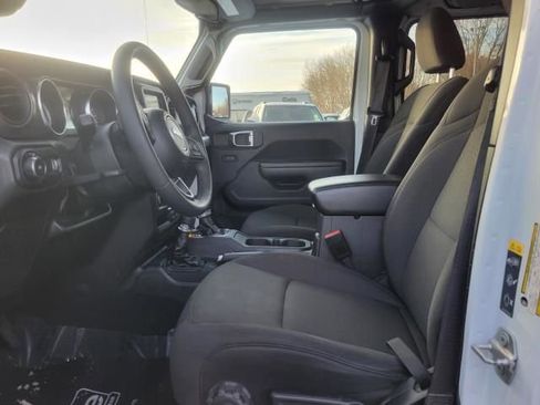 Used 2023 Jeep Wrangler Sport S image 23