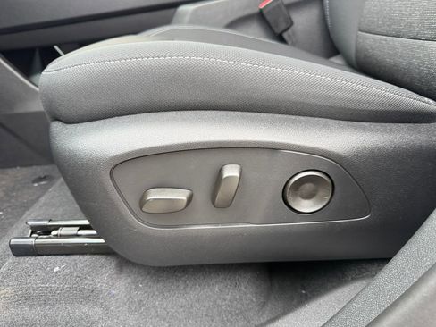 New 2026 Chevrolet Traverse LT AWD/4WD image 11