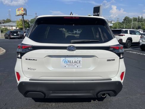 Used 2025 Subaru Forester Touring w/ Protection Package (1PH) AWD/4WD image 5