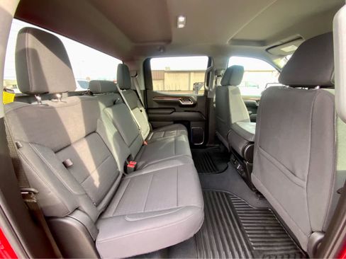 Used 2025 GMC Sierra 1500 Elevation image 25