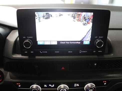 Used 2025 Honda CR-V Sport image 14