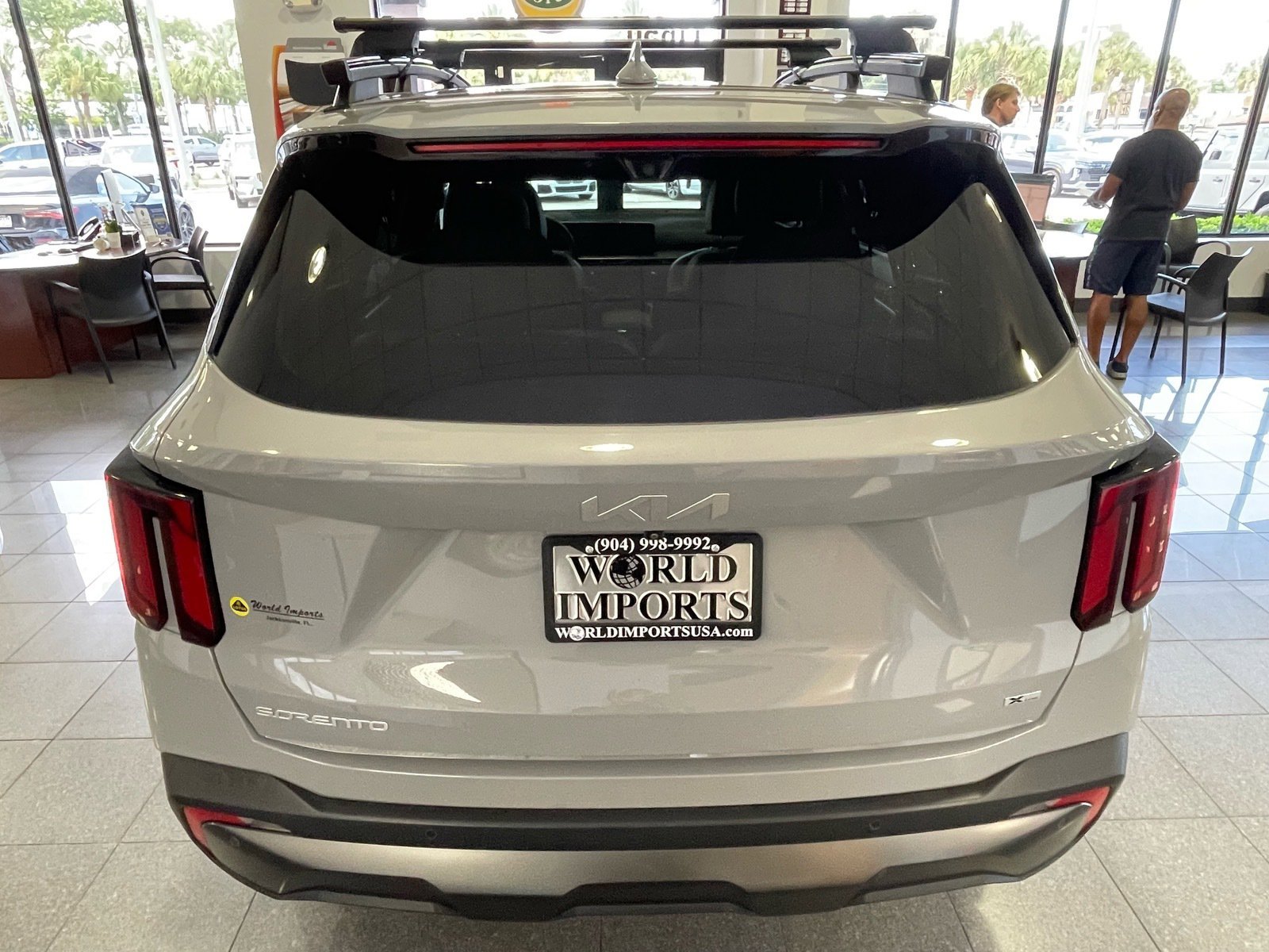 Used 2024 Kia Sorento SX Prestige w/ Sage Leather Package AWD/4WD image 4