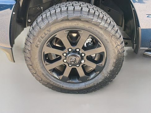 Used 2024 RAM 2500 Laramie w/ Night Edition image 41