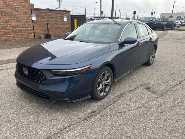 Used 2023 Honda Accord EX image 1