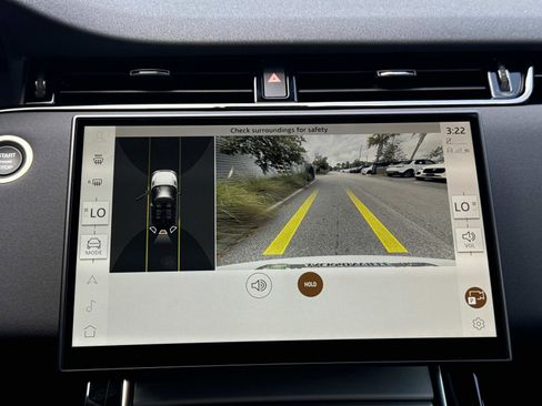 New 2025 Land Rover Range Rover Evoque S image 24