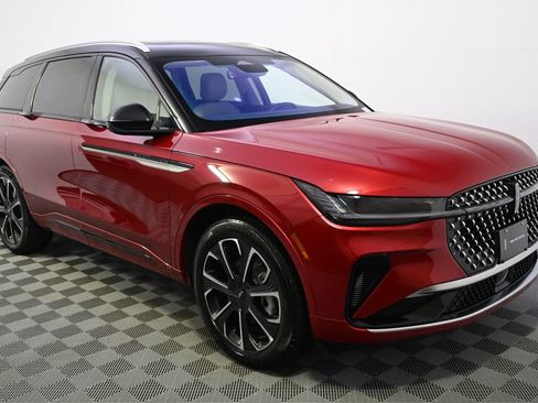 New 2026 Lincoln Nautilus Reserve AWD/4WD image 8