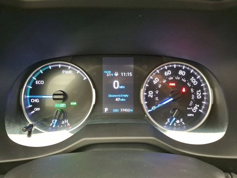 Certified 2022 Toyota RAV4 LE image 13