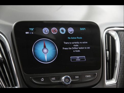 Used 2017 Chevrolet Malibu LT FWD image 12