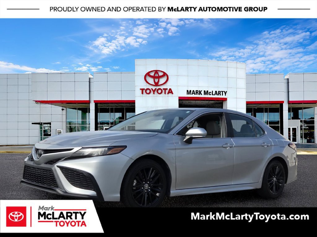 Used 2022 Toyota Camry SE FWD 360° Tour