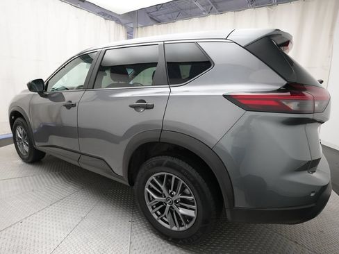 Used 2024 Nissan Rogue S AWD/4WD image 32