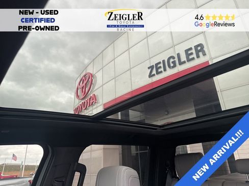Used 2025 Toyota Tundra Limited AWD/4WD image 6