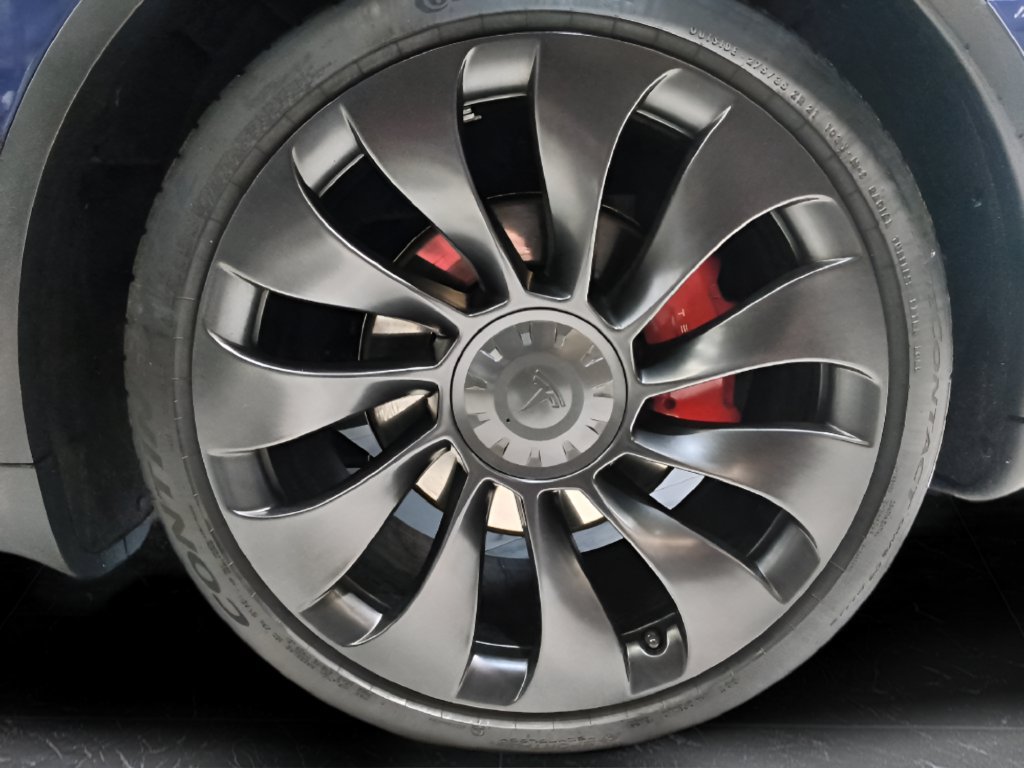 Used 2022 Tesla Model Y Performance AWD/4WD image 29