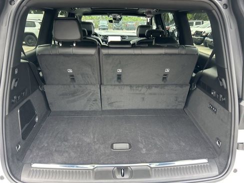 New 2026 Jeep Grand Wagoneer Summit image 31
