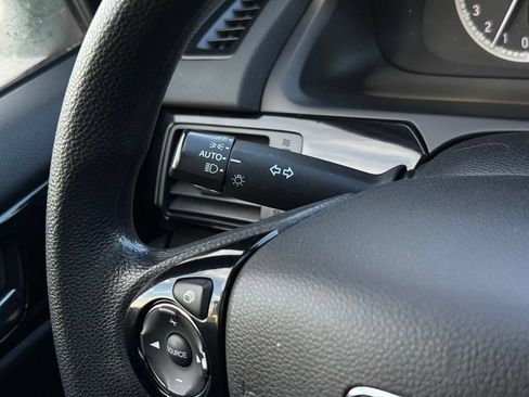 Used 2016 Honda Accord LX image 24