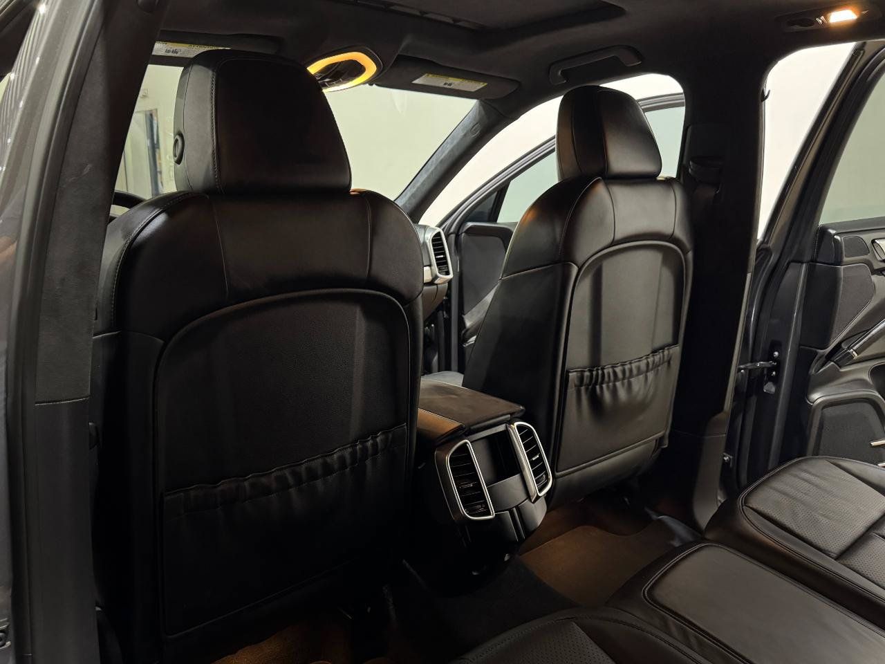 Used 2014 Porsche Cayenne GTS AWD/4WD image 18