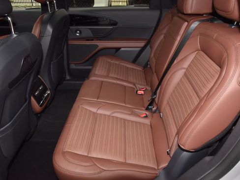 New 2026 Lincoln Nautilus Reserve w/ Jet Appearance Package AWD/4WD image 14