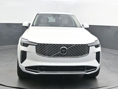 New 2026 Volvo XC90 B6 Ultra w/ Protection Package AWD/4WD image 10