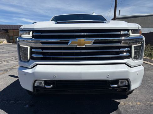 Used 2022 Chevrolet Silverado 3500 High Country AWD/4WD image 12