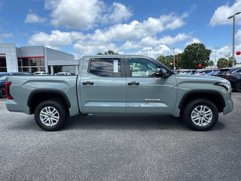 Used 2024 Toyota Tundra SR5 w/ SR5 Convenience Package AWD/4WD image 2