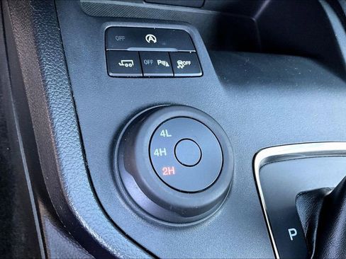 Used 2019 Ford Ranger Lariat w/ Bed Utility Package image 18