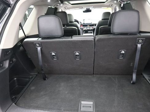 Used 2023 Honda Pilot Touring image 28