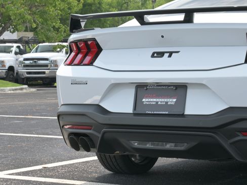Used 2026 Ford Mustang GT Premium w/ GT Performance Package RWD image 31