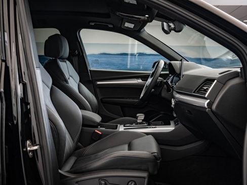 Certified 2025 Audi Q5 2.0T Premium w/ Convenience Plus Package image 25