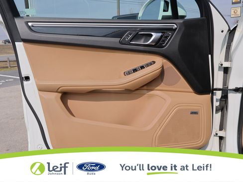 Used 2018 Porsche Macan image 10