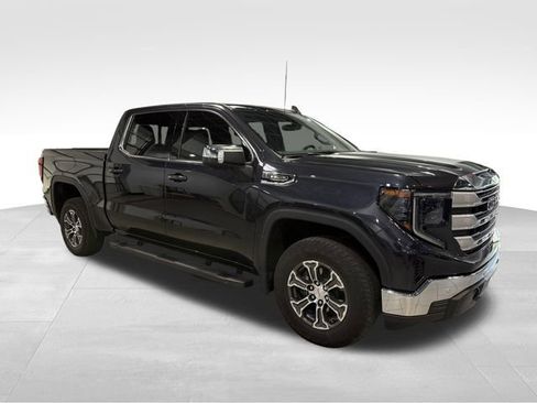 Certified 2024 GMC Sierra 1500 SLE w/ Preferred Package image 1